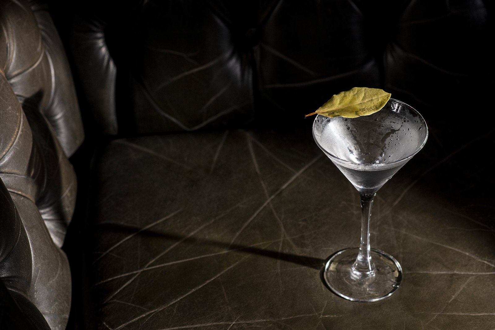 Drink preparato al cocktail bar Magellano a Lucca