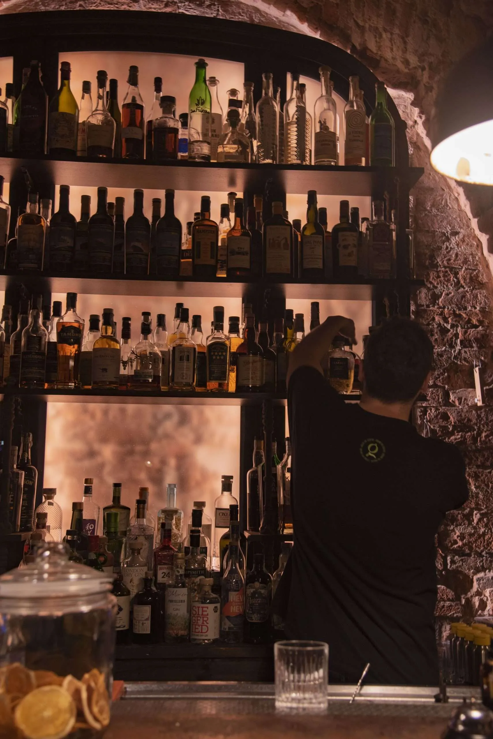 Bottiglie Magellano Lucca cocktail bar